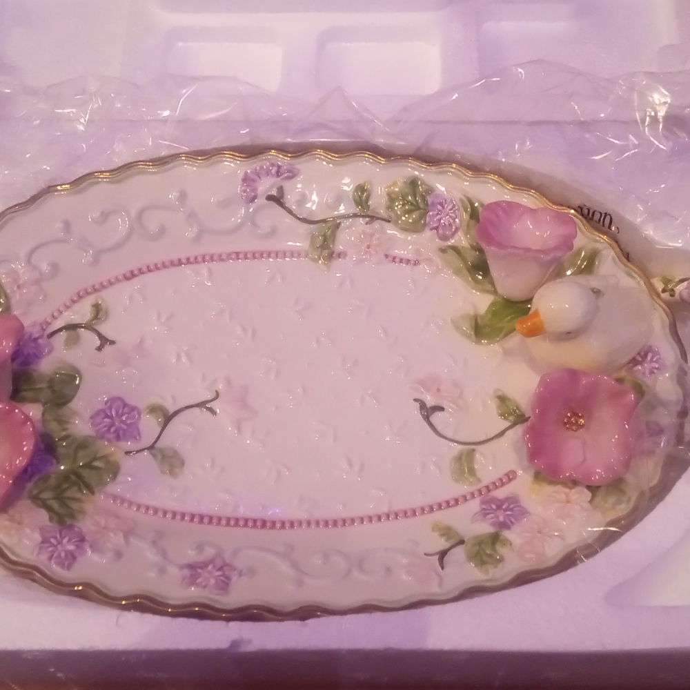 Floral Oval Ceramic Platter with Gold Trim